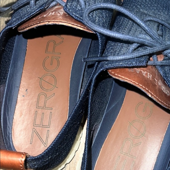 Cole Haan Black and Brown Oxfords with Sleek Design - Picture 3 of 5